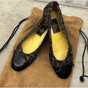 Fendi Women's Designer Flat Pumps Black Zucca Pattern Size 35 1/2 + Leather Bag